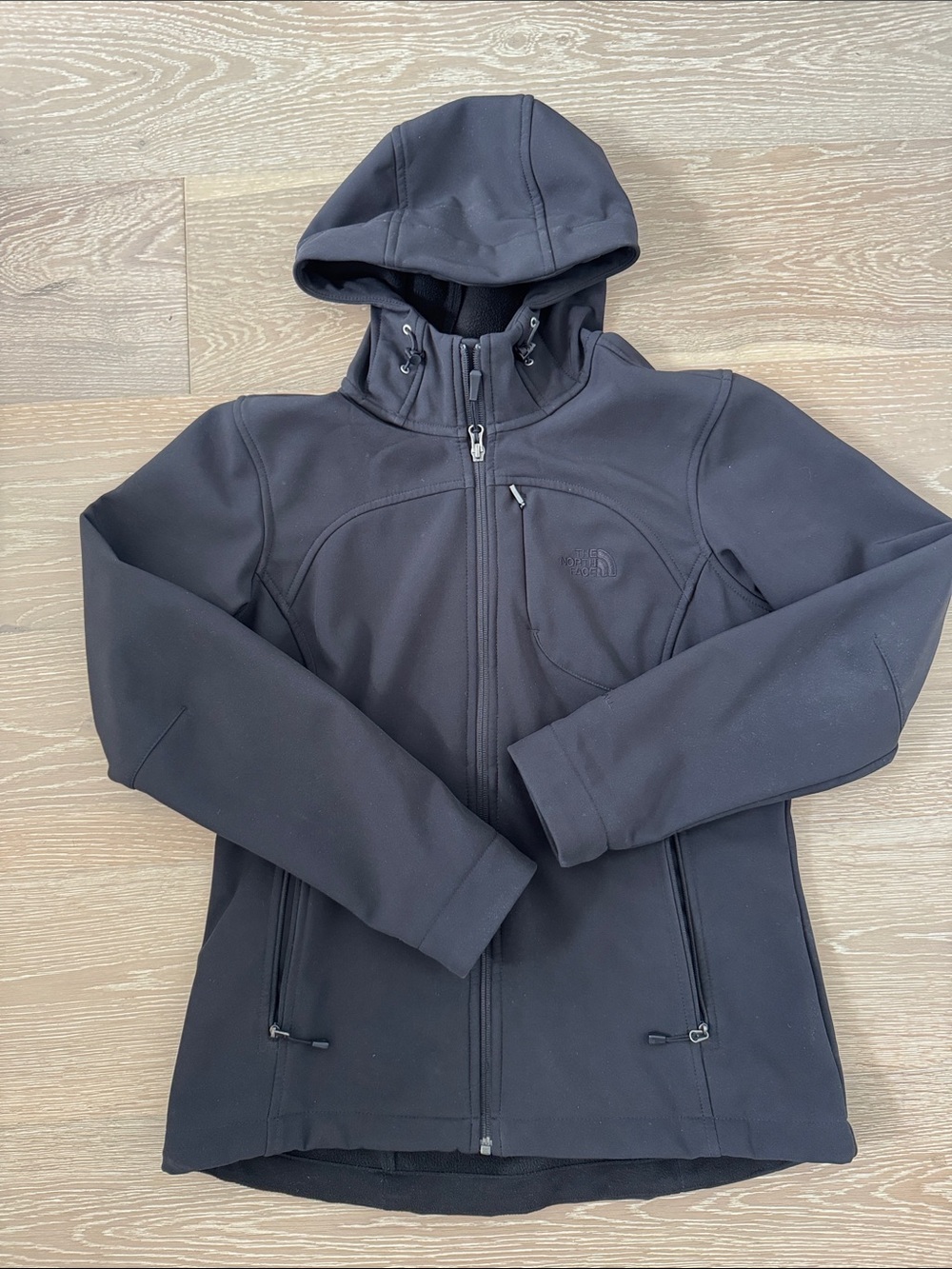 The North Face Apex Biomic Black Hooded Softshell Jacket - Streamlined Fit